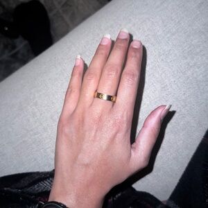 High Quality Love Ring